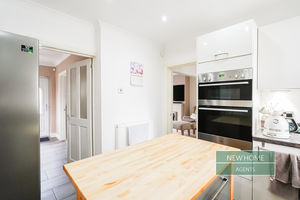 Photo 18- click for photo gallery